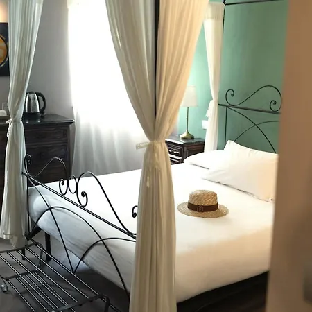 Lange Bed & Breakfast 4*